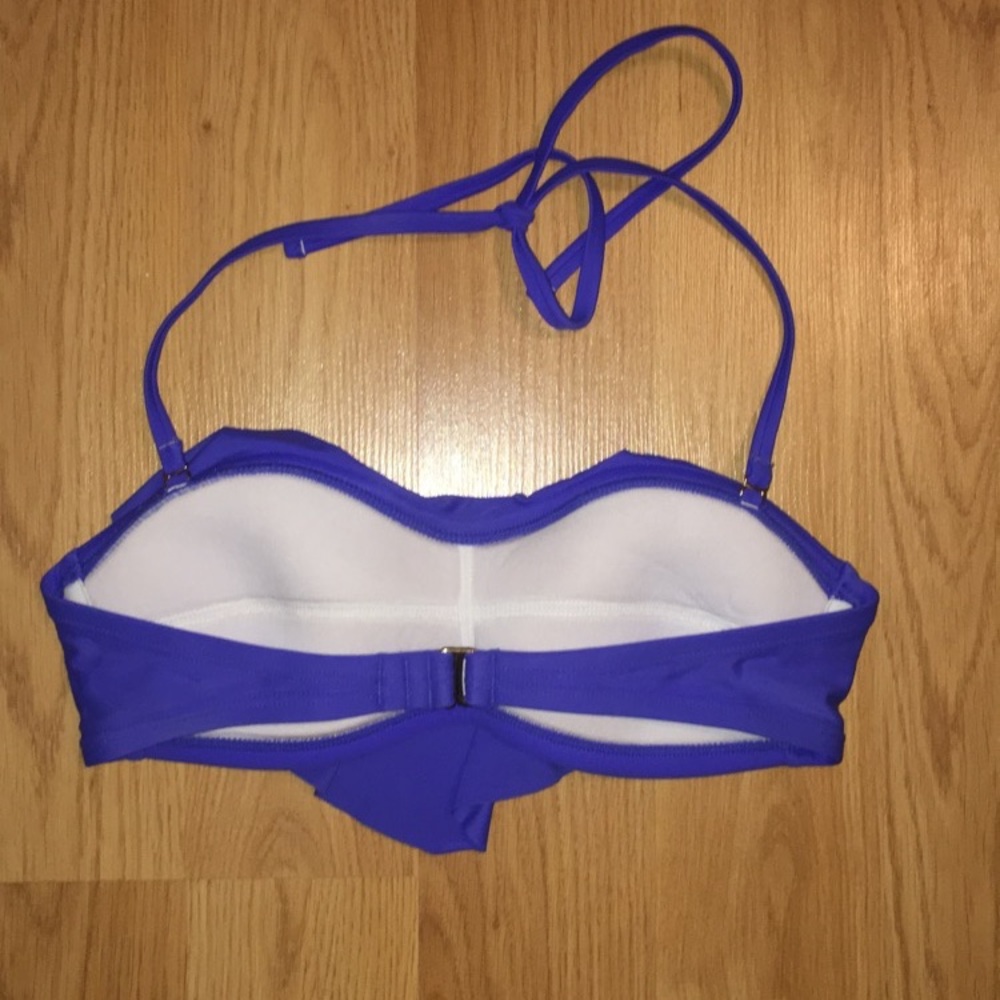 Blue Ruffled Bikini Top - Picture 2 of 4